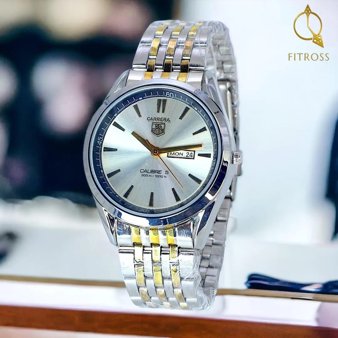 Classic Luxury Watch for Men / Boys With Day &amp; Date Working - Random Multicolor Dial